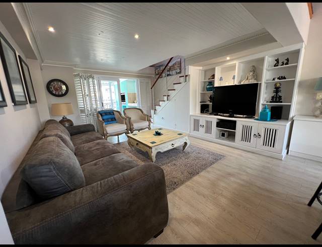 2 BEDROOM APARTMENT FOR SALE IN MARINA MARTINIQUE